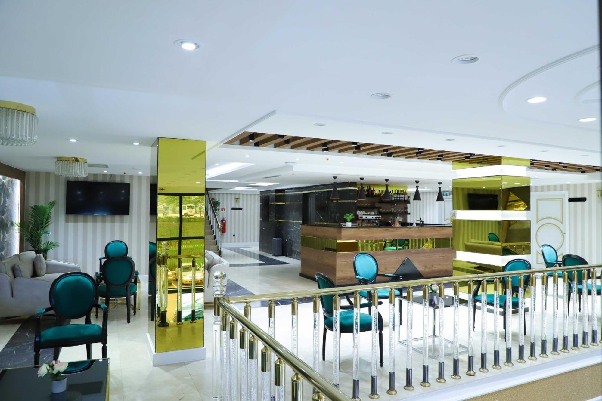 United Hotel International Yaoundé Buitenkant foto